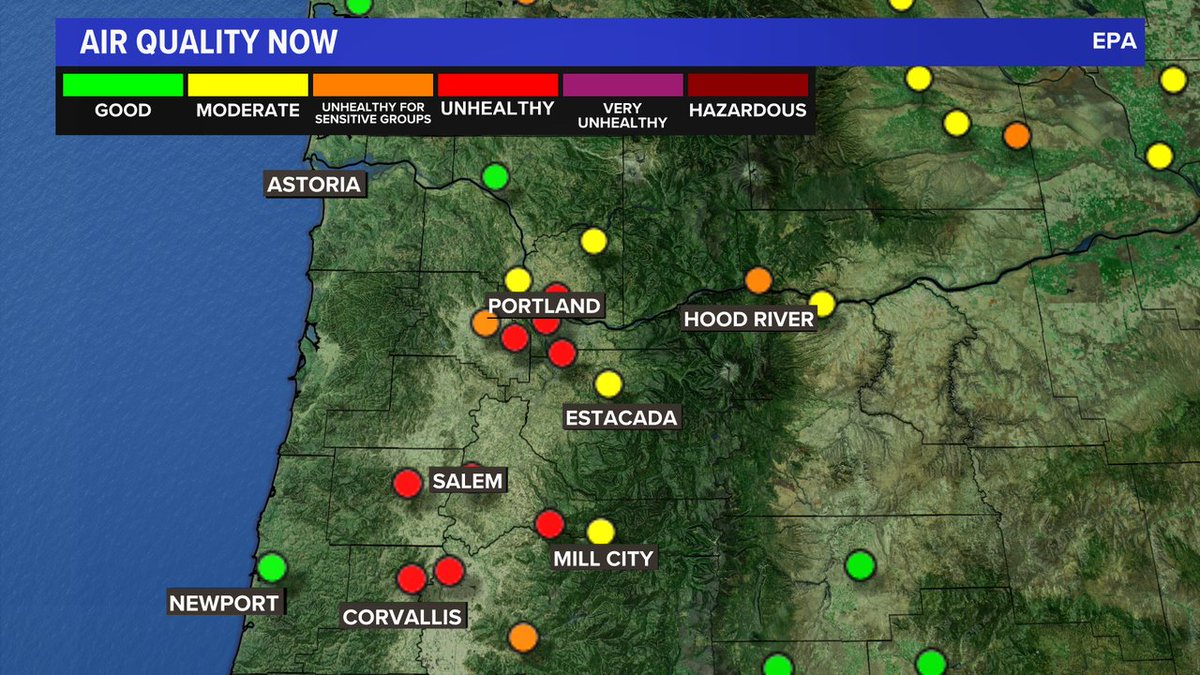 Zaffino's tweet image. Starting to see improvement at our air quality monitoring sites too. A couple hours ago all six sites in the Portland area were red. The western most site has already improved to the moderate category. We should be in the green later this evening. #cleartheair #kgwweather