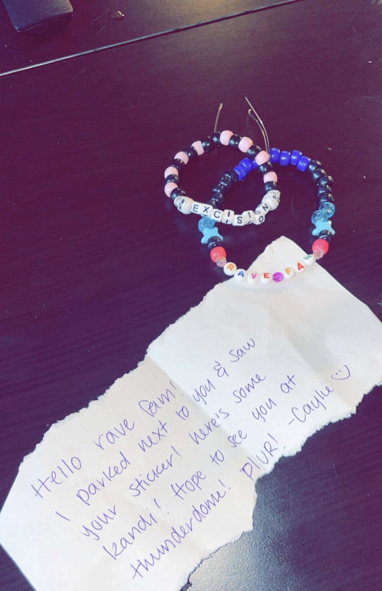 Nat_Hayesss's tweet photo. Came out to a flat tire today but also found this 🥹 if you see this, thank you for making my day 💕 and will 1000% be at Thunderdome 🤩 #excision @Excision @excisionpresent https://t.co/dP34pbWvAR