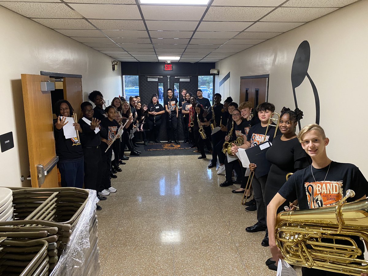Congrats to the 8th Grade Band for their performance at Grice’s Hispanic Heritage Event. It was a great first performance of the year. Way to go!