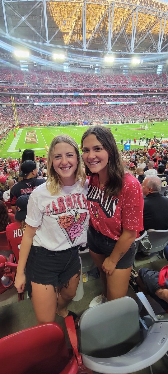Nicole_Beed's tweet photo. Here from NE #birdcityfootball @AZCardinals https://t.co/xPSOInrWcQ