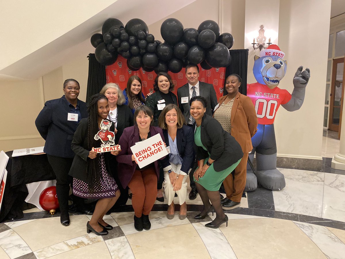 CoffeySigne's tweet photo. #iSpyNELA ALL of the above. These are some of my favorite people right now. They are truly exceptional and I am humbled that I get to be a part of @NELA_NCSU! #DurhamCohort https://t.co/ISC198qBAo