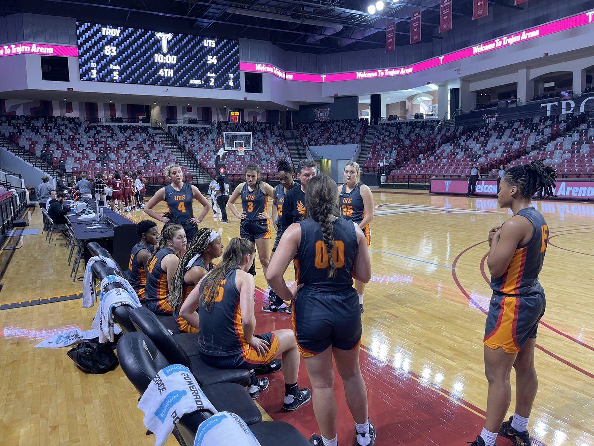UTSouthern Women's Basketball tweet media