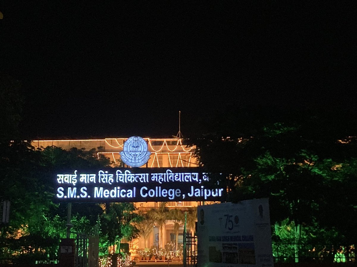 GenuineInfoWala's tweet photo. S.M.S Medical college , Jaipur is a dream college for many #Neetaspirants 
Retweet if yours too ! 
.
.
.
.
.
#Doctorsontwitter #Neetaspirants #Allen #GenuineInfowala #Medtwitter ##NEETPGcounselling2022 #followforGenuineInfo https://t.co/6UzEzwybFw