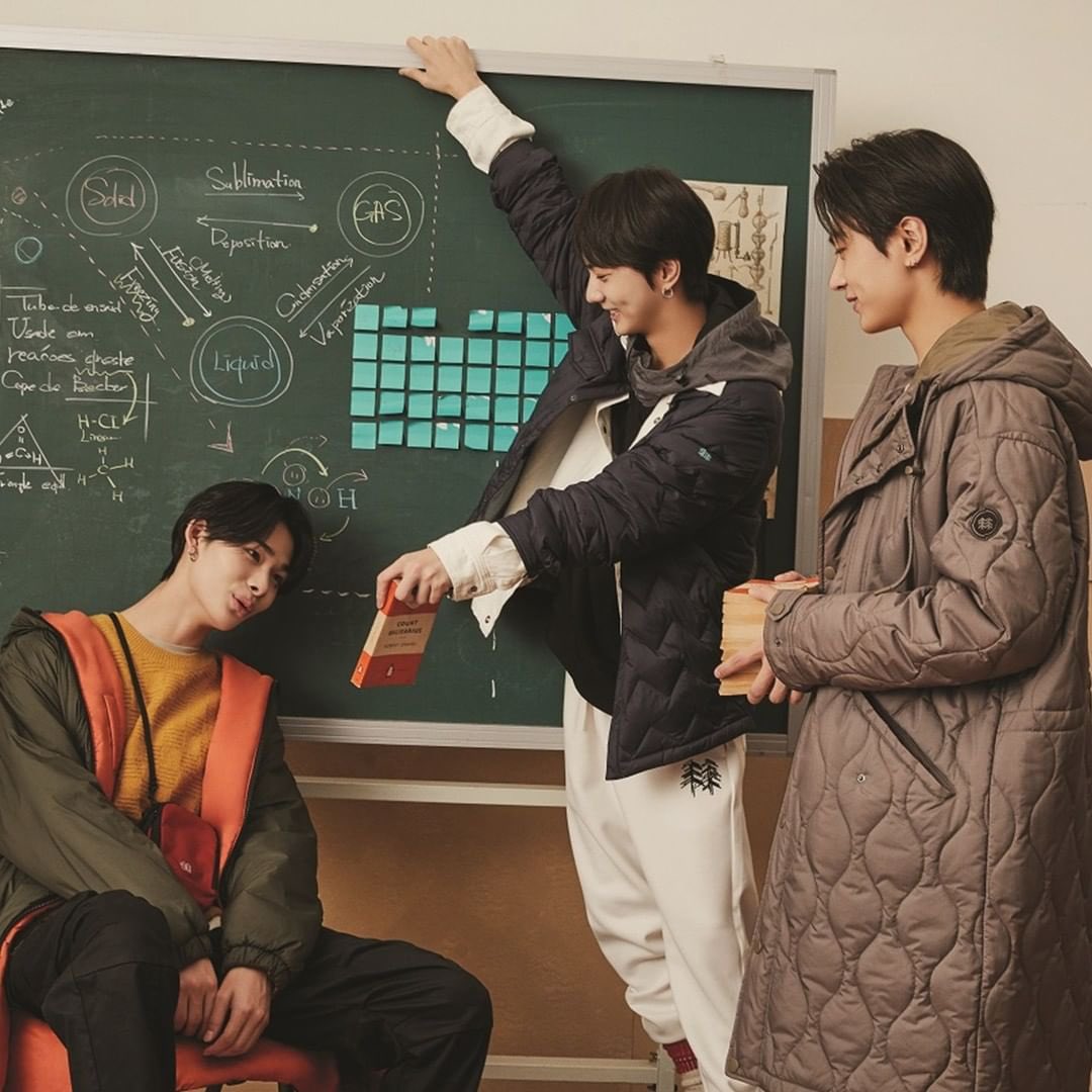 enhypenupdates's tweet photo. [INSTAGRAM] 221021

@.dispatch_style Instagram Update with ENHYPEN

(1/3)

@ENHYPEN_members @ENHYPEN #ENHYPEN #엔하이픈 https://t.co/b089DHvOND