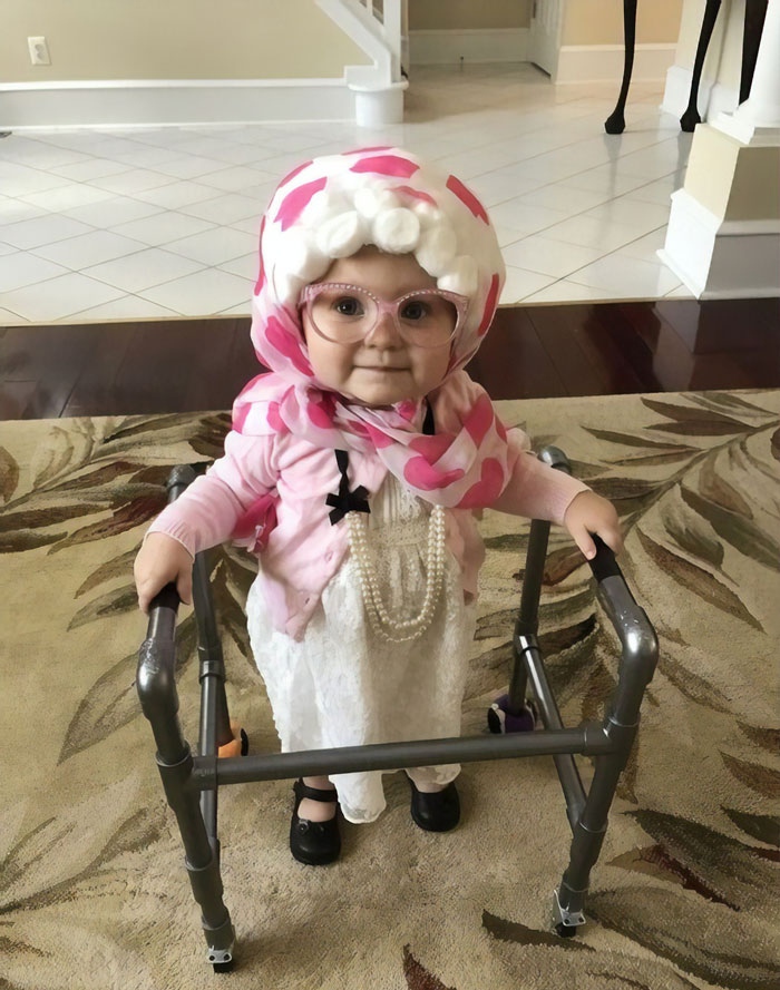 LogicProducts's tweet photo. Some fabulous Halloween Costume Contest submissions!

Keep 'em coming - you can win a year's worth of Logic Products 😍
.
.
.
.
#babyproducts #baby #babygirl #babyboy #babycare #momlife #motherhood #babylove #babyessentials #babies #parenting #babyproducts #babyhaircare #clea... https://t.co/O6u6gaPKbz