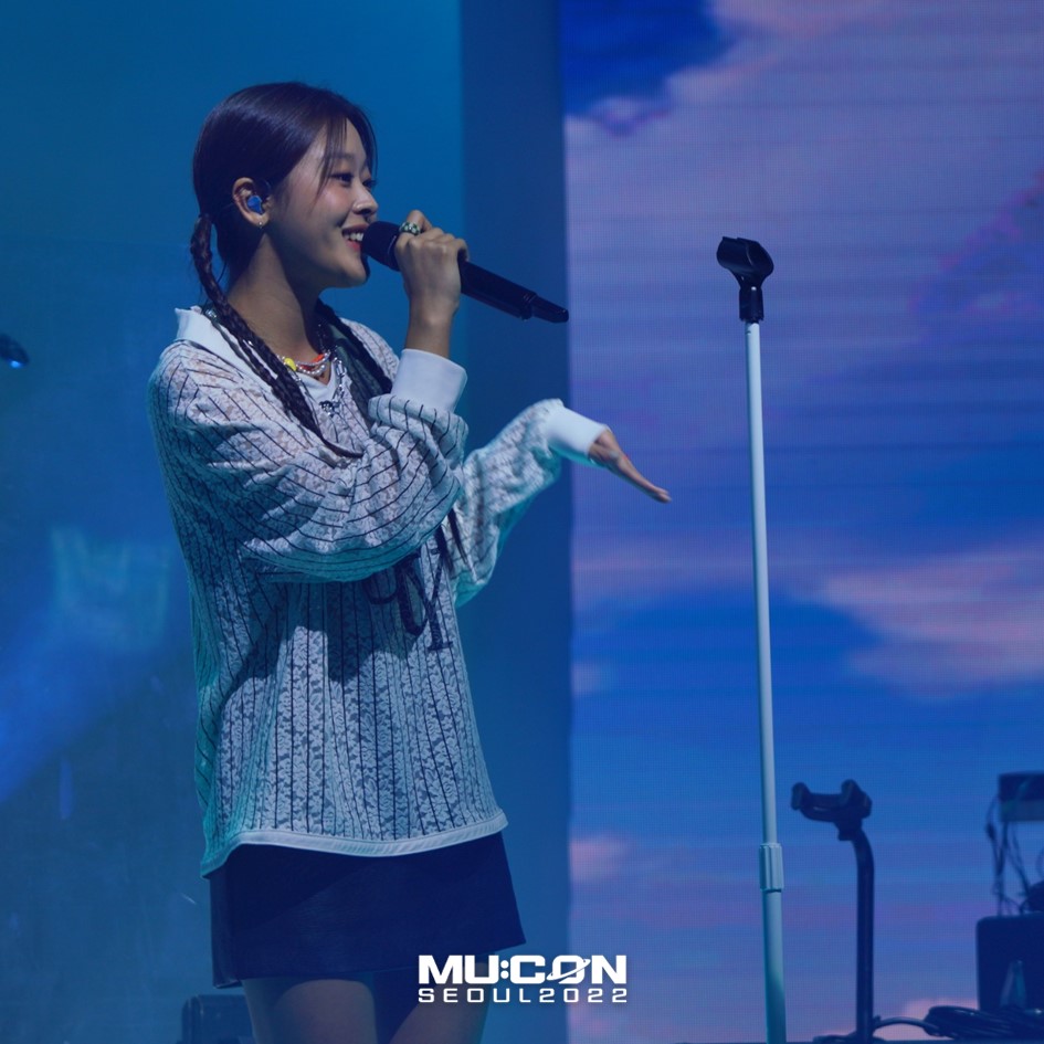 KOCCAMUSICKOREA's tweet photo. MU:CON 2022
DAY 2
쇼케이스 현장📢
#카코포니 #cacophony
#제이유나 #JUNA
#TENGGER
#소이에 #soye
#라쿠나 #lacuna
#죠지 #george
#SAAY
#에이퍼즈 #afuzz
#한국콘텐츠진흥원 #코카뮤직 #ㅋㅋㅁㅈ #뮤콘 #뮤콘2022 #MUCON #뮤콘쇼케이스 #MUCONShowcase #노들섬 #NodeulIsland https://t.co/BCk75CQ7qy