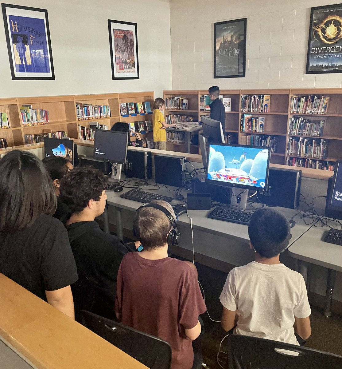 NISDRoss's tweet photo. Our ESports Rebel did a great job today competing and winning. #RossIgnited https://t.co/yMxtBOj1rV