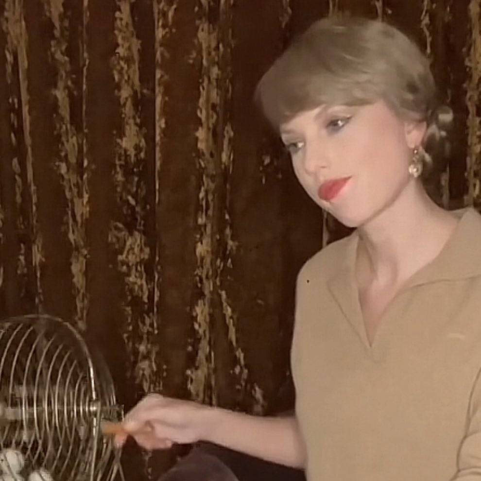 me waiting for the 3rd quarter