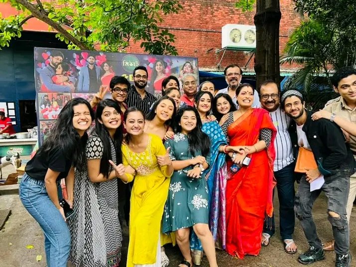 Moumita69736042's tweet photo. Mithai is emotions to us! Don't ruin it❤ don't change slot and dont you dare to end!! 
#noslotchangeformithai #mithaion8pm #onlymithaion8
@ZeeBanglaTv @samratghosh0510 @ZEE5Bangla https://t.co/hdCEjwso79
