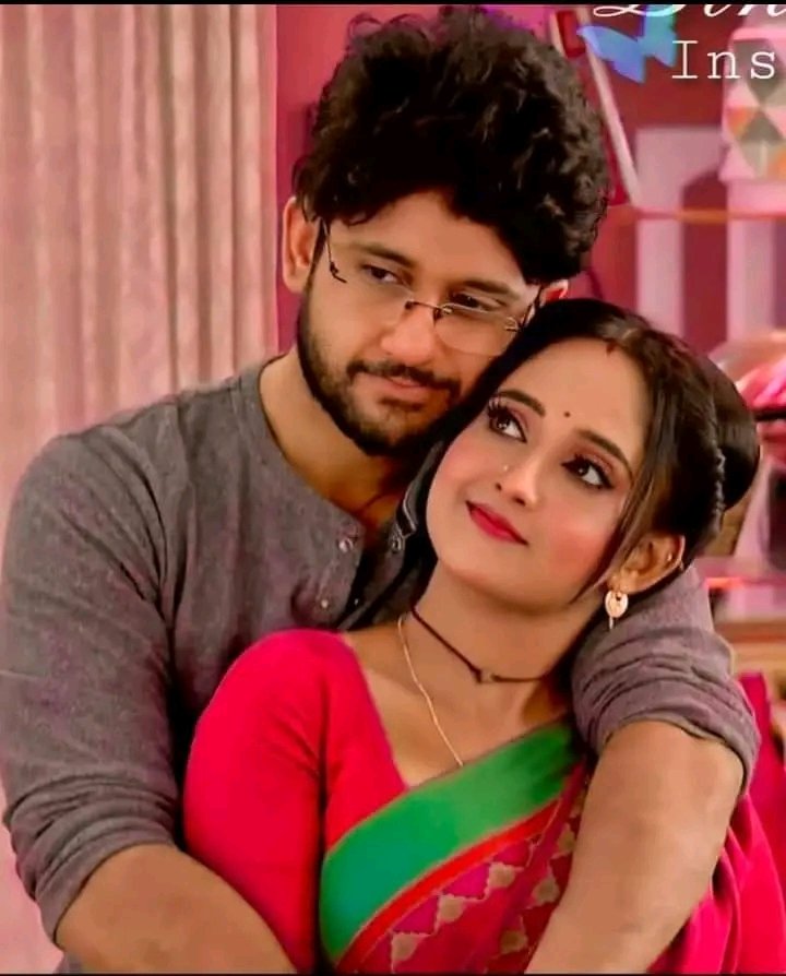 Moumita69736042's tweet photo. Mithai is emotions to us! Don't ruin it❤ don't change slot and dont you dare to end!! 
#noslotchangeformithai #mithaion8pm #onlymithaion8
@ZeeBanglaTv @samratghosh0510 @ZEE5Bangla https://t.co/hdCEjwso79