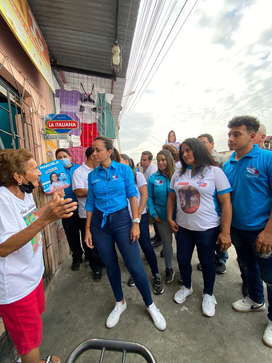 Jr_GanchozoM's tweet photo. Recorriendo el sector #EstelaMaris caminando y escuchando la situación de cada comerciante, Guayas necesita un nuevo modelo participativo y ese cambio es con nuestra prefecta @marcelaguinaga.
@RC5Oficial @MashiRafael @AndreaSalinasH @LuzaidaValverde @aldas_shirley https://t.co/1ob1OmgyyK