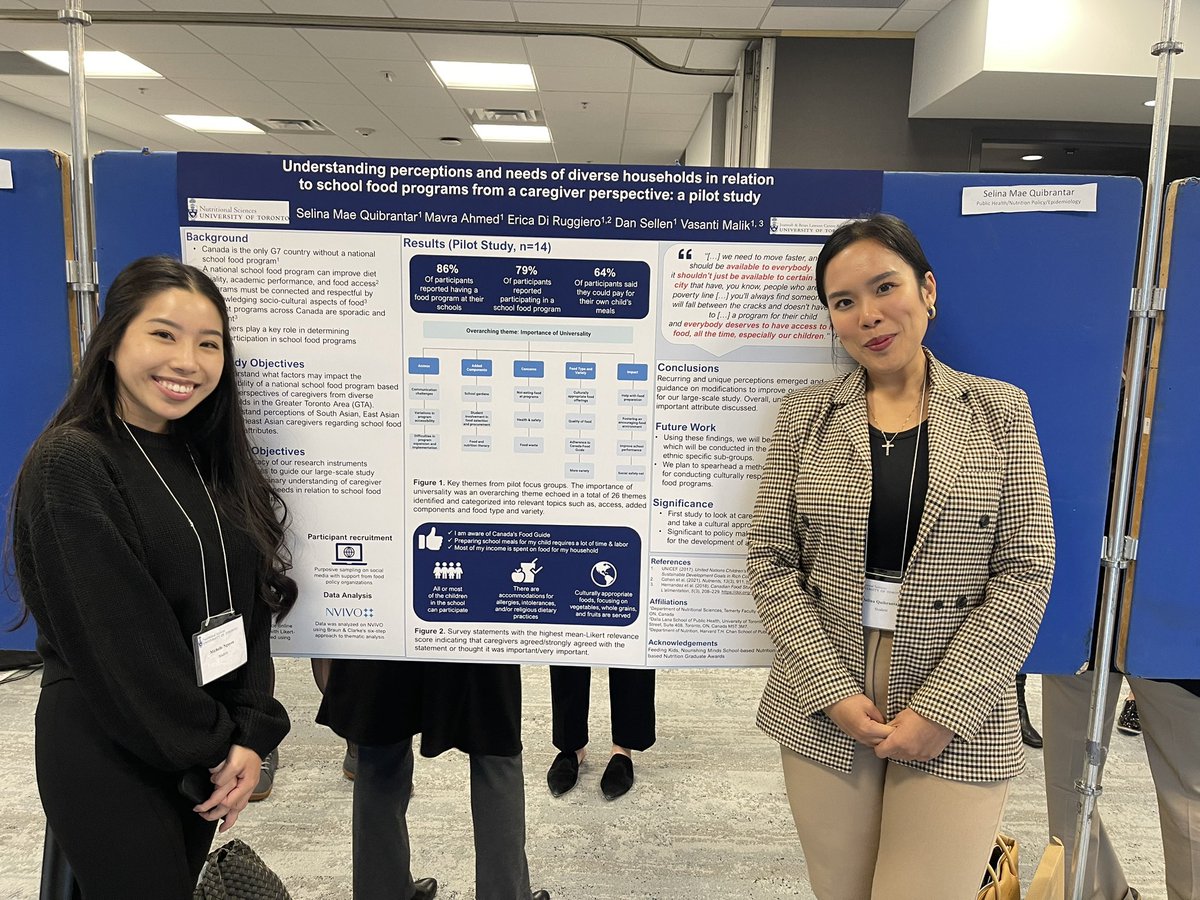 nutrisci_uoft's tweet photo. Fun times at the poster session ⬇️
So inspiring to see all of the important research being conducted by our trainees! 
📸🧵(2/4) https://t.co/Up2CgWYkwF