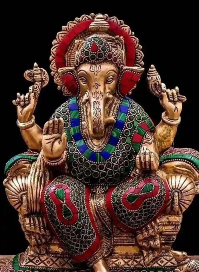 ArjunKumar8051's tweet photo. वो लम्हा भी भक्ति का होता है, जब इन्सान इन्सान के काम आये !! #शुभ_प्रभात 
#जय_गणपती_बाबा https://t.co/uxuqTuI9oo