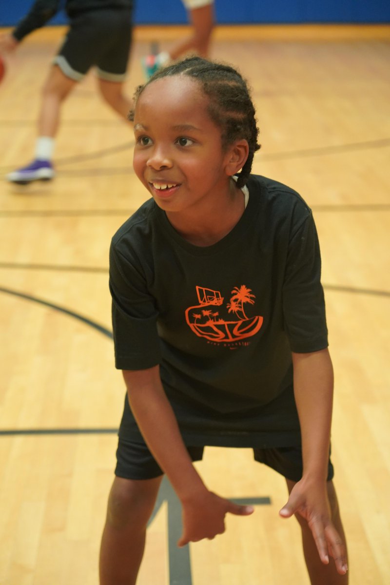 FootprintzGroup's tweet photo. Quick 4 pack of our K-3rd grade class lead by @BallinLikeBoogz … 

#trainingpics 

📸 | #footprintzmediagroup https://t.co/rzOHCi3B2S