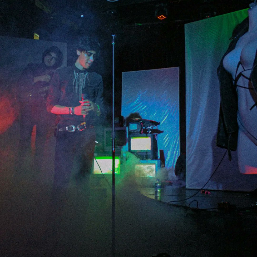 viridresa's tweet photo. @PrismaticShapes
14/08/22
@Circuito
#Musica #NEWWAVE #musicgothic
#gothic #newwave80 https://t.co/6TYZtsJF0U