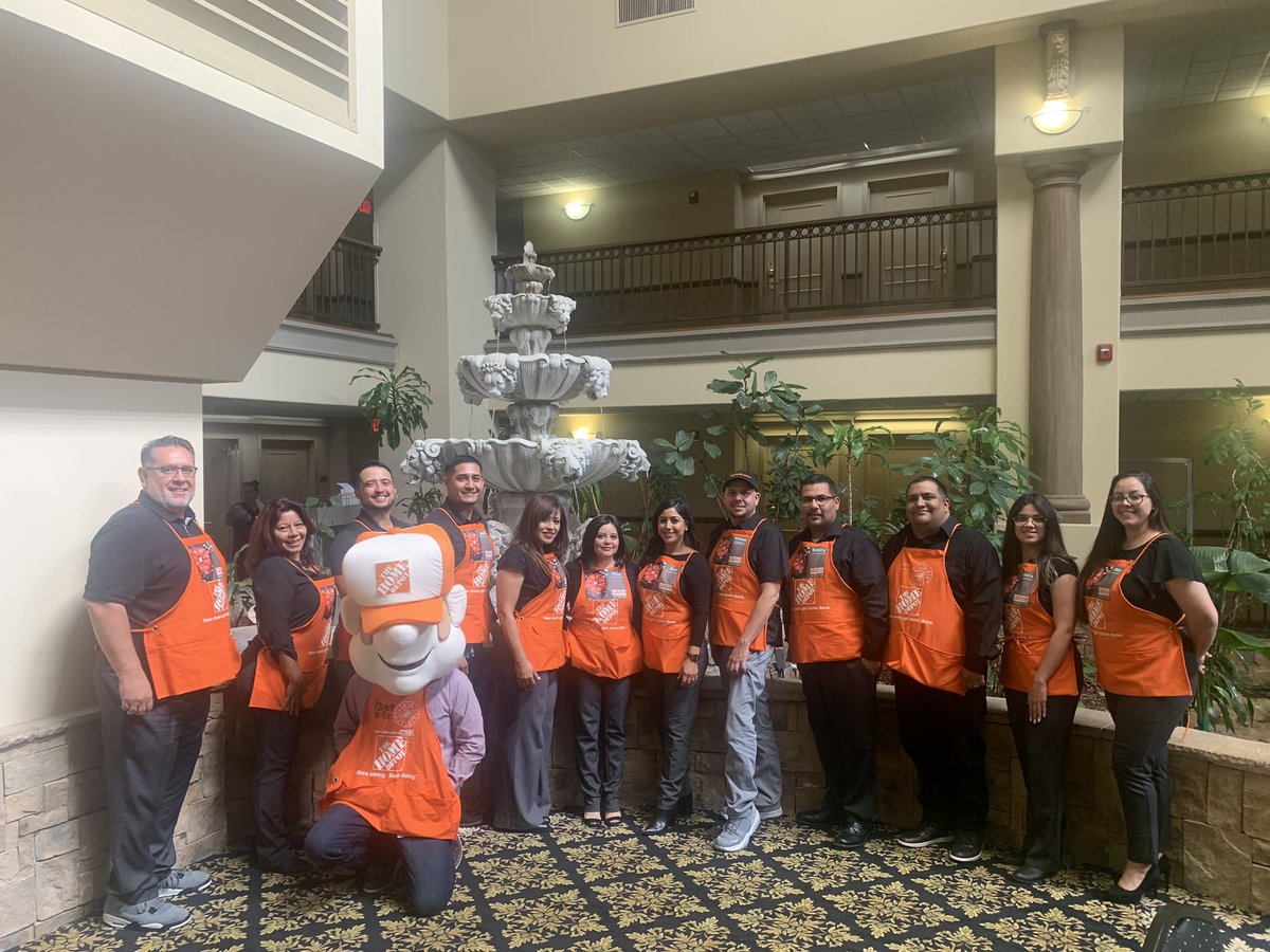 LeadIn 2022 !!! Such a great experience today! #team0522 #thebeastoftheeast <a href="/JosephZubia2/">Joseph Zubia</a> <a href="/HDjosh_/">Joshua Dominguez</a>  <a href="/THDErnieR/">Ernie Reyes</a> <a href="/LuisSilvas0523/">Luis</a> <a href="/HomeDepot0522/">Home Depot 0522</a> @Fuerstenberg15 <a href="/krys_ann88/">Krystal Mora</a>