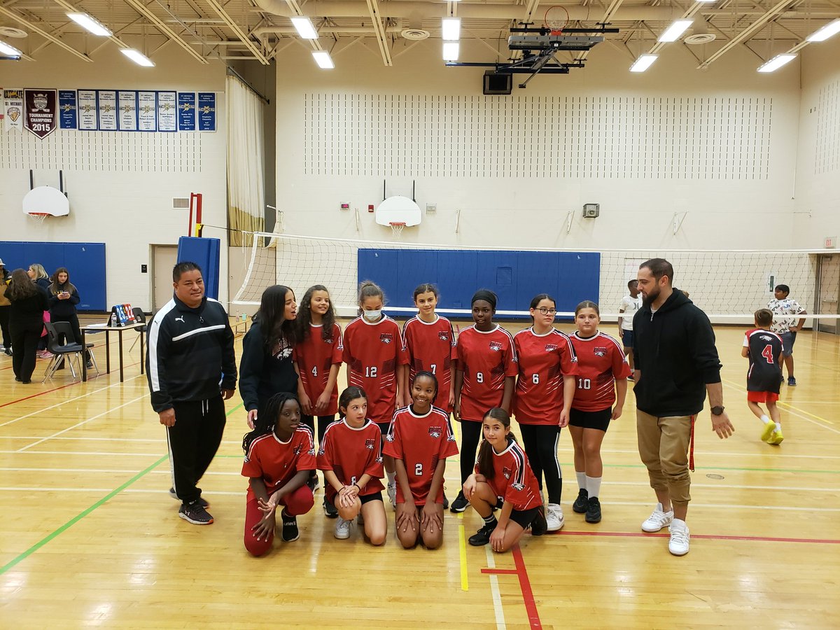GloryTrainingCe's tweet photo. Congrats to the @St_EVAN_Caledon girls Jr volleyball team. The team fought their way to the top winning today's tournament. Great team effort. Congrats #Eagles https://t.co/2JskPWET3t