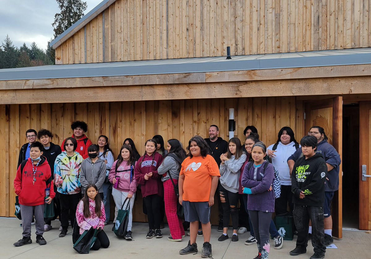 Jearnie10's tweet photo. Amazing trip for Parkland and NSMS students and staff to Tsawout for the Big House grand opening today. @SD63Parkland @SD63NSaanich @sd63schools https://t.co/bGbajevo4m