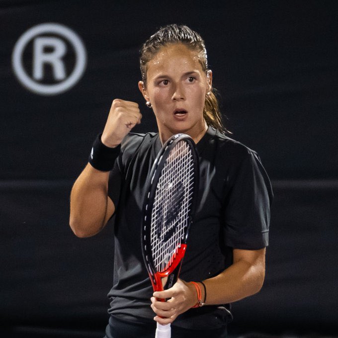 Cujbacinschi's tweet photo. @FanKasatkinaIta @DKasatkina @CARLOSMOLLET Huge congrats to Dasha from the bottom of my heart🔥💜🔥 Amazing performance! I'm so happy for her &amp; so honored to be her fan😍😘🥰 !!!

#DariaKasatkina #AdiDash #TeamDasha 

#WTAFinals 

[📸: Getty] https://t.co/z4kvv25y4Q