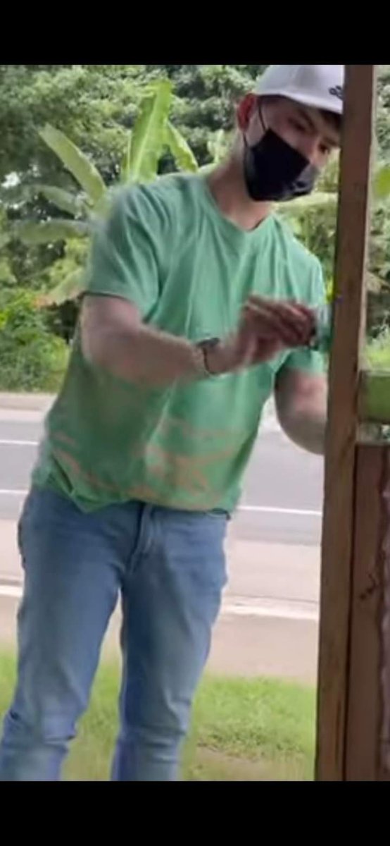 Don't waste life in fear. When you do something do it with all your might and confidence. Nothing great can be achieved with fear and doubt.

ITULOY MO ANG LABAN 

#SongForMygzMolino
#SigawLehitimoLaunching