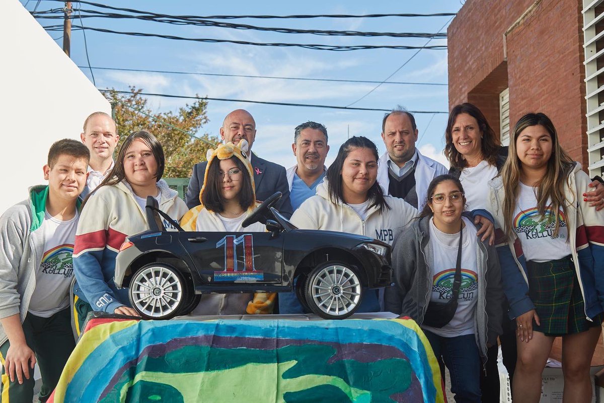 Adrian Santarelli tweet media