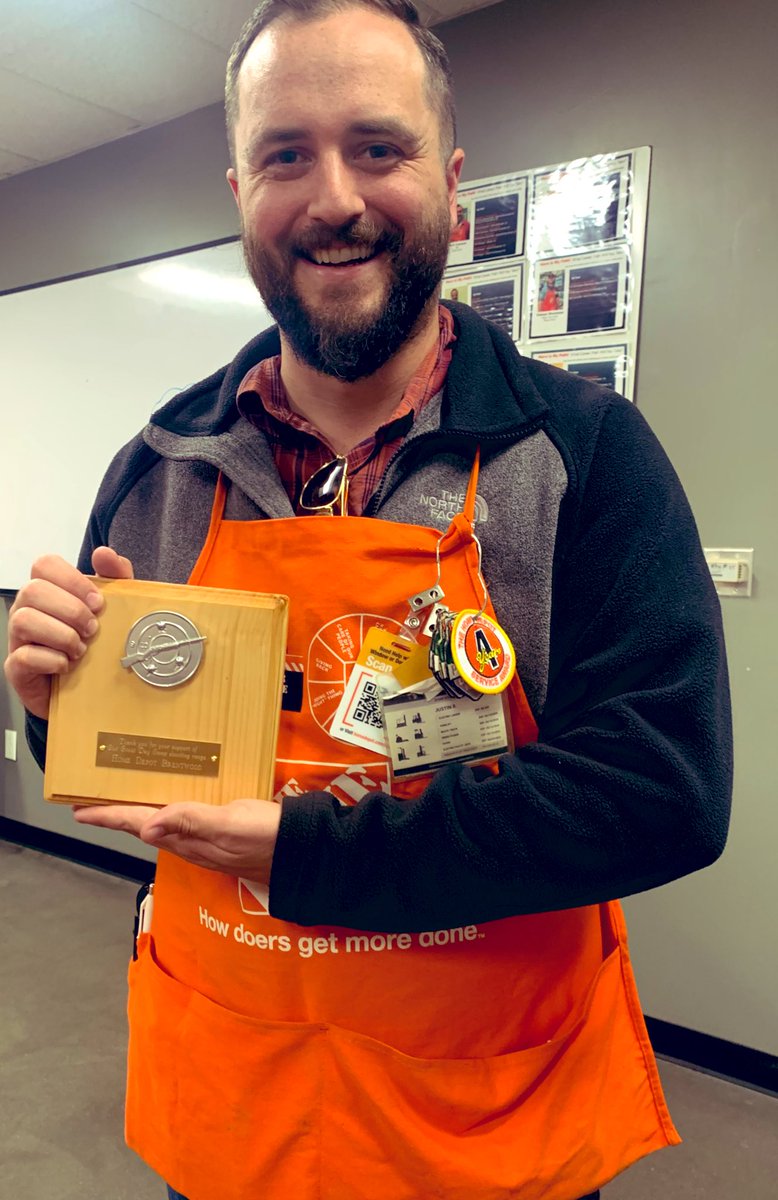 Molly Walsh (@mollywalsh_thd) on Twitter photo Justin our brand new CXM was awarded this amazingly cute Cub Scout Award for donating supplies to their troop! Thank you justin for taking care of our customers!! <a href="/DeermanLinda/">Linda Deerman</a> Justin our brand new CXM was awarded this amazingly cute Cub Scout Award for donating supplies to their troop! Thank you justin for taking care of our customers!! <a href="/DeermanLinda/">Linda Deerman</a>