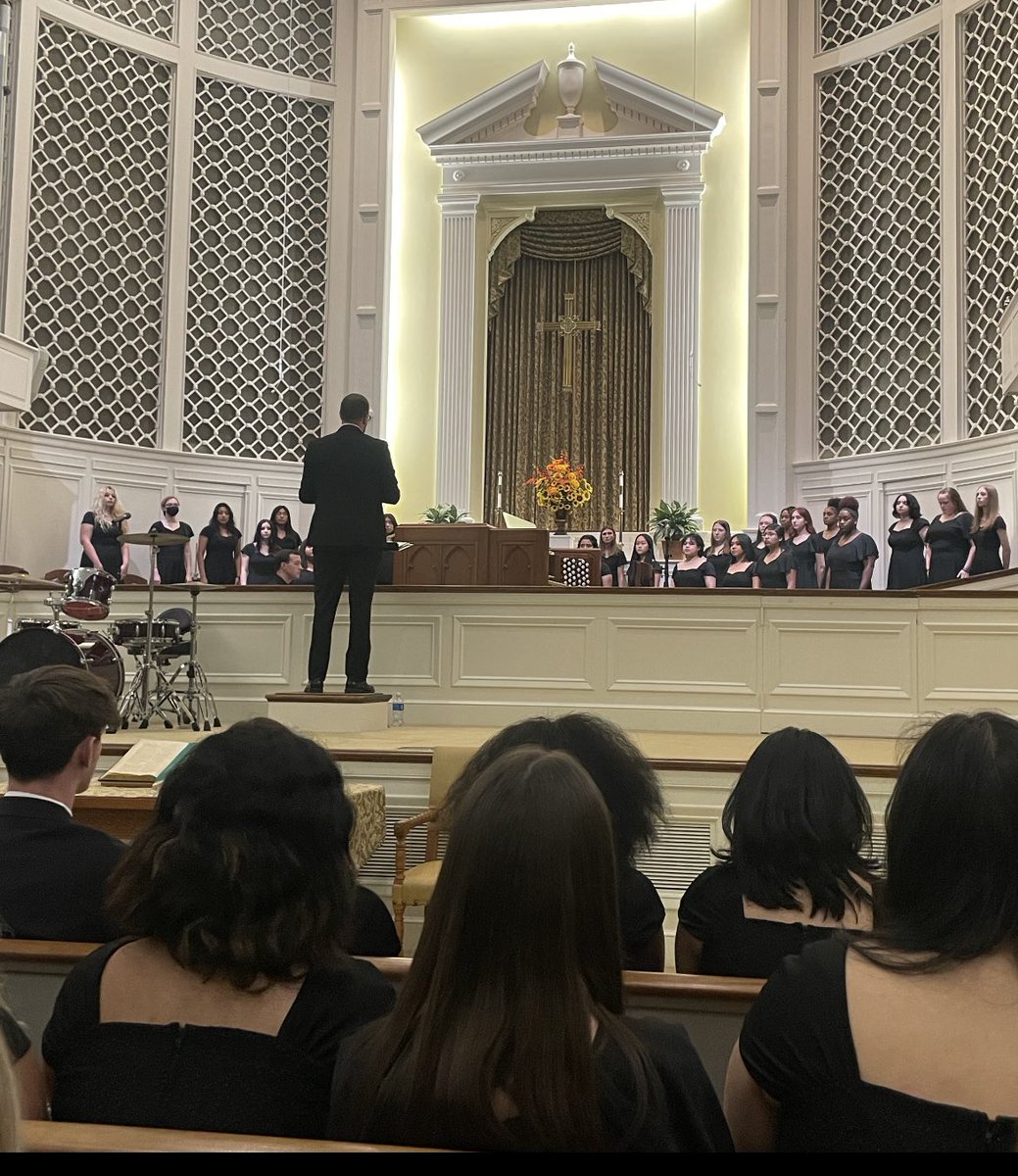 Beautiful Chorus concert tonight! ⁦<a href="/FHS_GoPats/">Freedom High School</a>⁩
