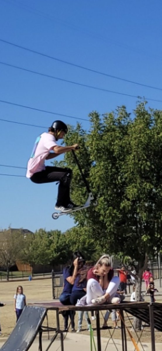 gibbschfrisco's tweet photo. @PhillipsElem @phillipsduong @RonaLBrowning BMX madness! https://t.co/phkTeet8EE