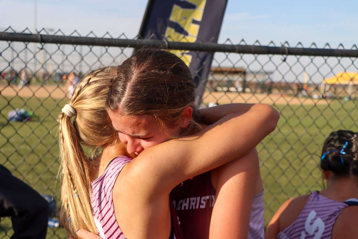 xzono's tweet photo. The emotional @PCXC6 girls earned a bid to state after a heartbreaking miss in 2021. #iahsxc #runforryan #ticketpunched https://t.co/zL0b0Lys9j