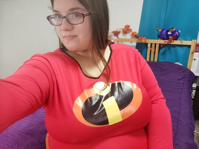 Incredi-boobs https://t.co/YgsFG6uYQg<a href="/tag/bbw"class="tags"><span>#bbw</span></a><a href="/tag/camgirl"class="tags"><span>#camgirl</span></a><a href="/tag/findom"class="tags"><span>#findom</span></a>