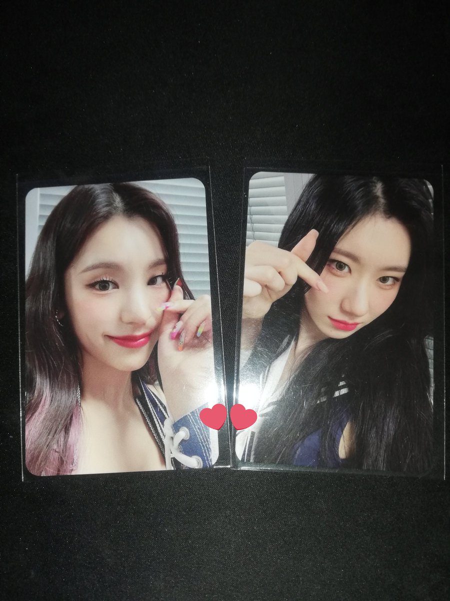 iujigeum_'s tweet photo. from: @ayuunieee

Chaerji arrived safely even though nagkapalit ng parcel 🖤

#ayu_proofs https://t.co/Xs6p4ipPEV