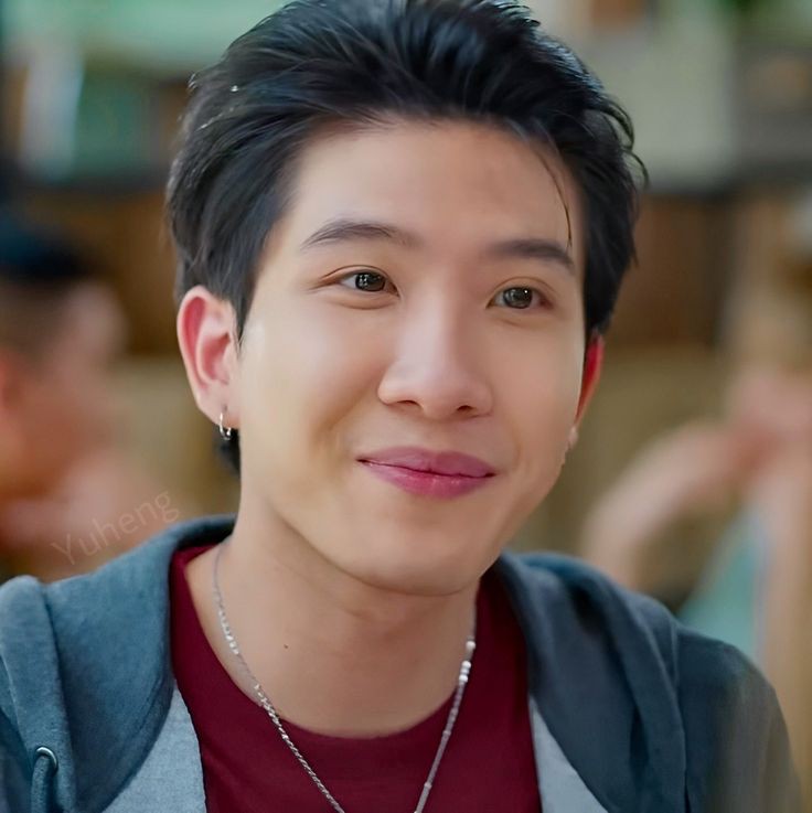 khaotwt's tweet photo. Ayan is such a heartthrob 🧎‍♀️ https://t.co/FfHBP7v7Tw