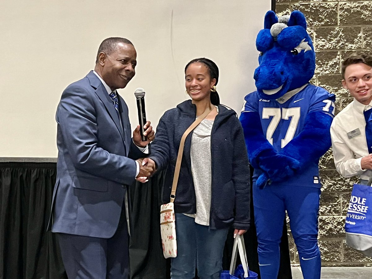 PresidentMcPhee's tweet photo. Thank you, Knoxville! Our crowd of prospective students & their families at @MTAdmissions #TrueBlueTour stop Thursday was loud, proud and True Blue! Enjoyed telling them about our great university — & awarding scholarships! More stops ahead: https://t.co/66GO5QO5Jz https://t.co/IYox9L0wco
