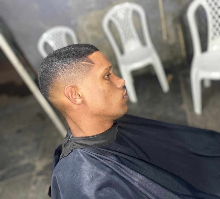 DoiisVee's tweet photo. Aulas do caçula...📏📐🔞 #Regua #Pigmentação #CortedoJaca @Viitin_crf_ https://t.co/4lyeJUu6qf