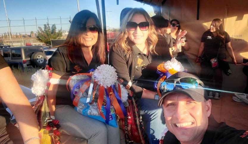 VHairston_DVHS's tweet photo. #AztecEmpire showed up tonight! Shoutout to the Cav Band @cdixon_HMS displaying great energy playing through the end of the @EDAztecs_HS HOCO parade! 
@MPorras_HMS w/the AVID Cavs &amp; @calmanza_HMS w/Cav Cheer rocked their floats! Always great to connect w/ our community! #CavPride https://t.co/bN6XwDltc8