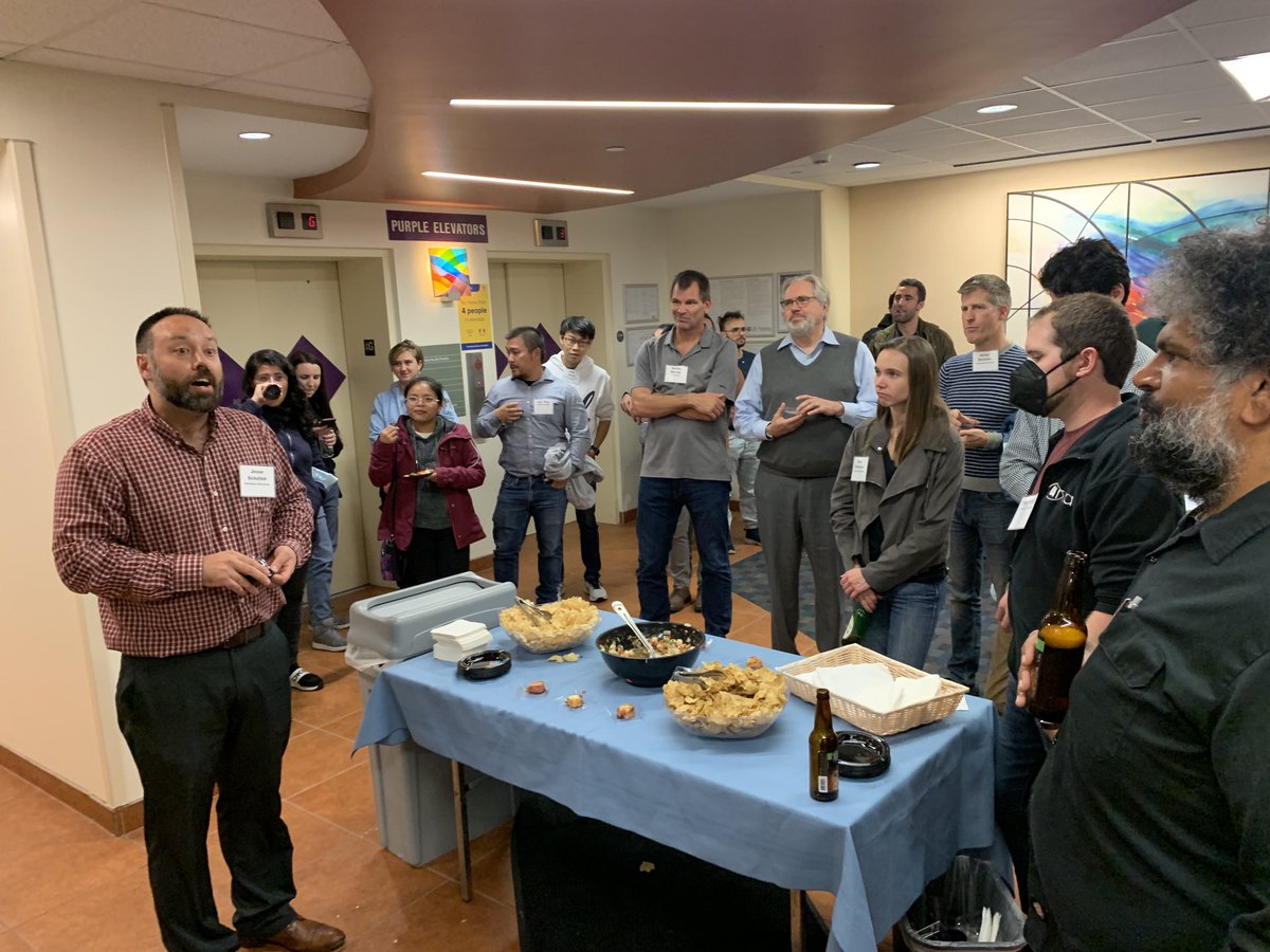 MarcoslabUr's tweet photo. Great start to #OpticaFVM ⁦@OSAFVM: Welcome reception+lab tours ⁦@CvsUor⁩ ⁦@FlaumEye⁩ ⁦@UofR⁩ ⁦@OpticaWorldwide⁩ ⁦@schalleklab⁩ ⁦@TeliasLab⁩ ⁦@DWilliamsLab⁩ ⁦@MarcoslabUr⁩ #CenterForVisualScience #ROC ⁦@NatEyeInstitute⁩ https://t.co/Jeh82eCjld