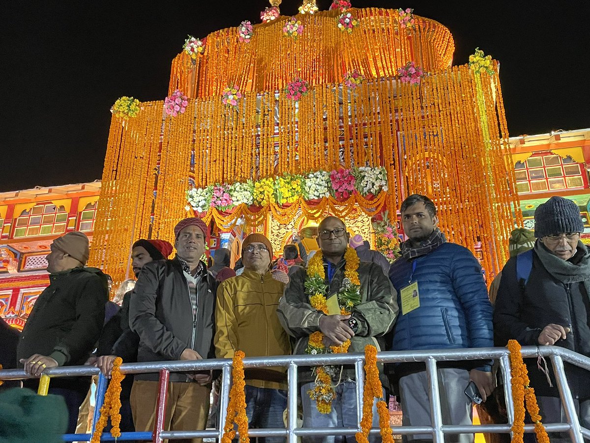 basava_ias's tweet photo. In the abode of Lord Badrivishal. My driver Balbir on my left and Liasion officer Mr. Joshi extreme left . https://t.co/KHov7WcFN8