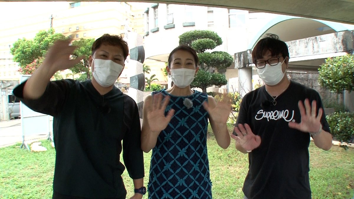 KOKIZAMIPLUS's tweet photo. 今週の #こきざみぷらす は～「大事な報告」
芸人ネタ見せ企画てぃるるの部屋をお届け。
今回はピン芸人スペシャル！破天荒芸人や人気キャラ芸人らが登場！
また出張ロケで県立知念高校へ！高校生がネタ見せ？
そして番組から大事なお知らせがあります。最後までぜひご覧ください！
＃深夜2430から放送 https://t.co/5VQp7v0r7P