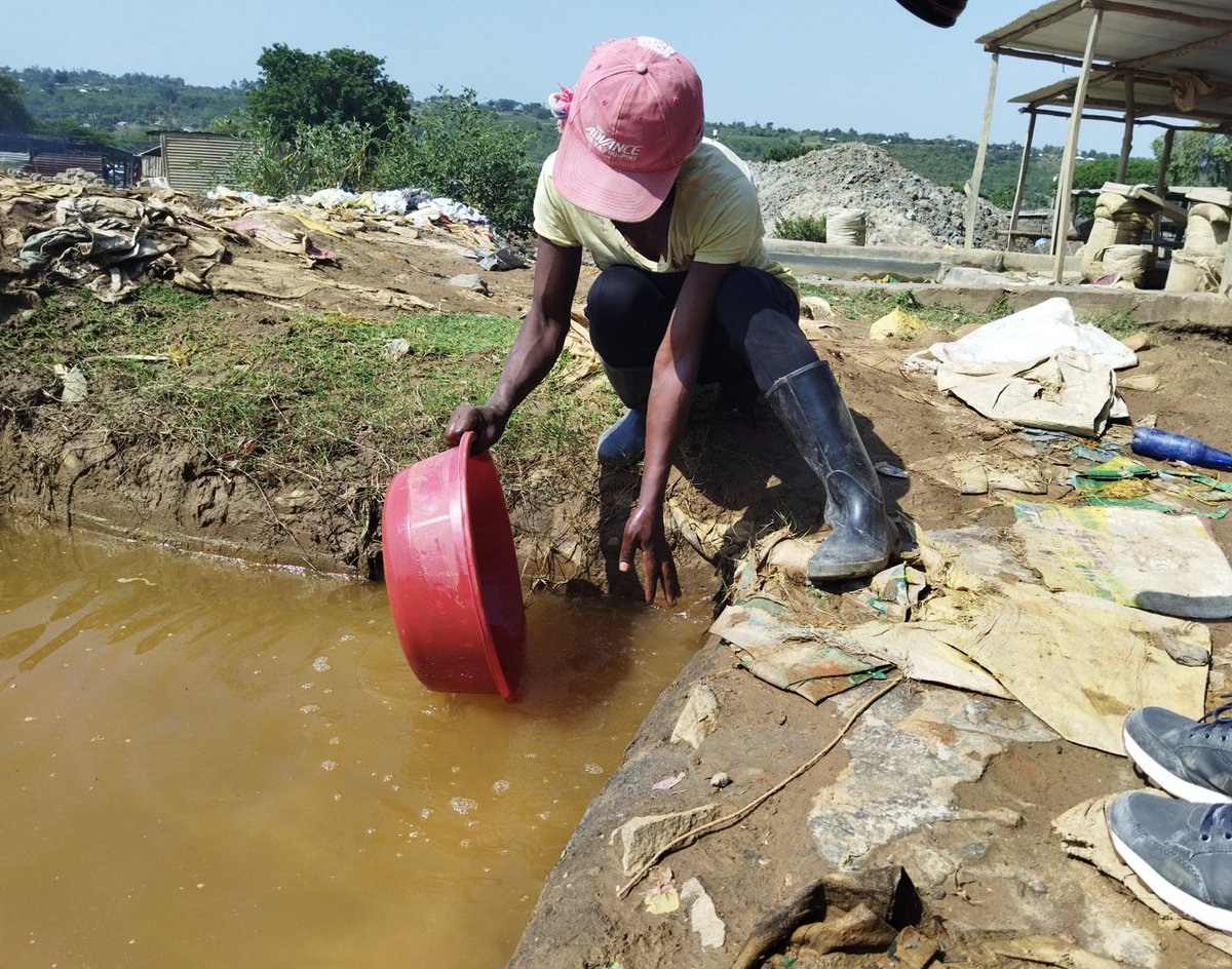 A <a href="/PlanetgoldK/">planetGOLD Kenya</a> project, supported by <a href="/theGEF/">Global Environment Facility (GEF)</a> is advocating for women’s active involvement in the mining sector. 

Women-led groups will be able to apply for mining permits, educate themselves on the dangers of mercury, and access financial services.

📖wrld.bg/TV1Q50LfPJi