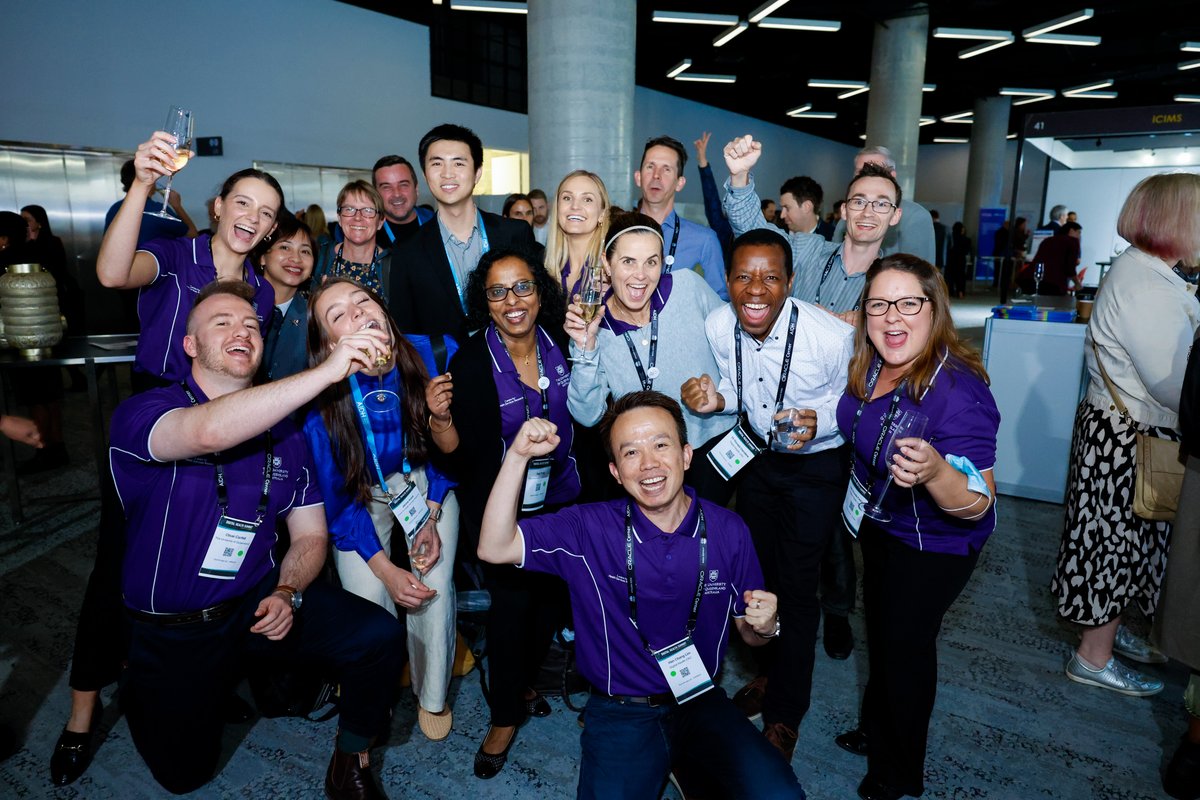 TheInstituteDH's tweet photo. We can't wait to share our photos with you next week from #DHS2022! Look at this terrific one with the #PurpleBrigade - AKA the lovely folk from @UQMedicine @UQ_News! It's always a pleasure having you all.

Thank you to Richard O'Leary and Event Photography for the photos. https://t.co/6B2n4E9IAP