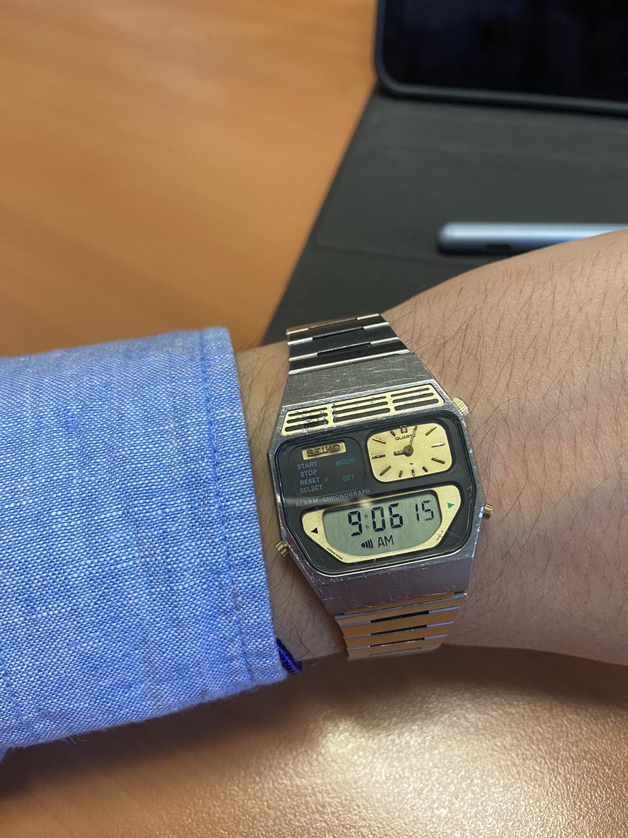 Robinls4's tweet photo. @vintagewatchrl Le vieux c'est mieux 👨‍🦯 https://t.co/0iGir5aJod
