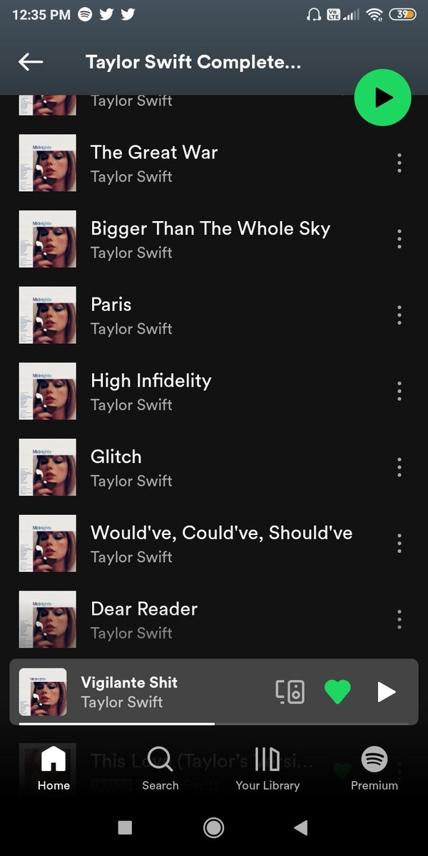 sia_cky's tweet photo. OMGGGGGG I LOVE YOU @taylorswift13 @taylornation13 #midnightTSnosleepover https://t.co/JHwtOhLmIH