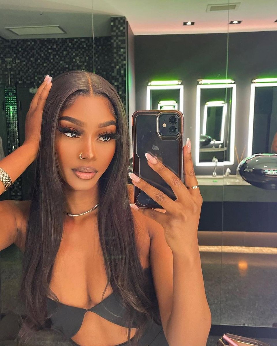 geniuswigs's tweet photo. Anyone need a straight wig? Totally beginner friendly💯
Hair: https://t.co/jr5h10xybH
Get 15% OFF use code: MIA
#geniuswigs #wig #wigs #MelaninBeauty https://t.co/2J61iQhxiQ