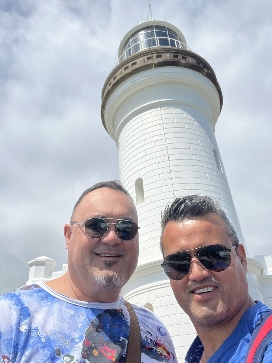 drmglaw9's tweet photo. Great day with the bro in Byron Bay. Whānau time is great for your well-being #RANZCPComp @RANZCP Mauri ora! https://t.co/fBW86PR3vJ
