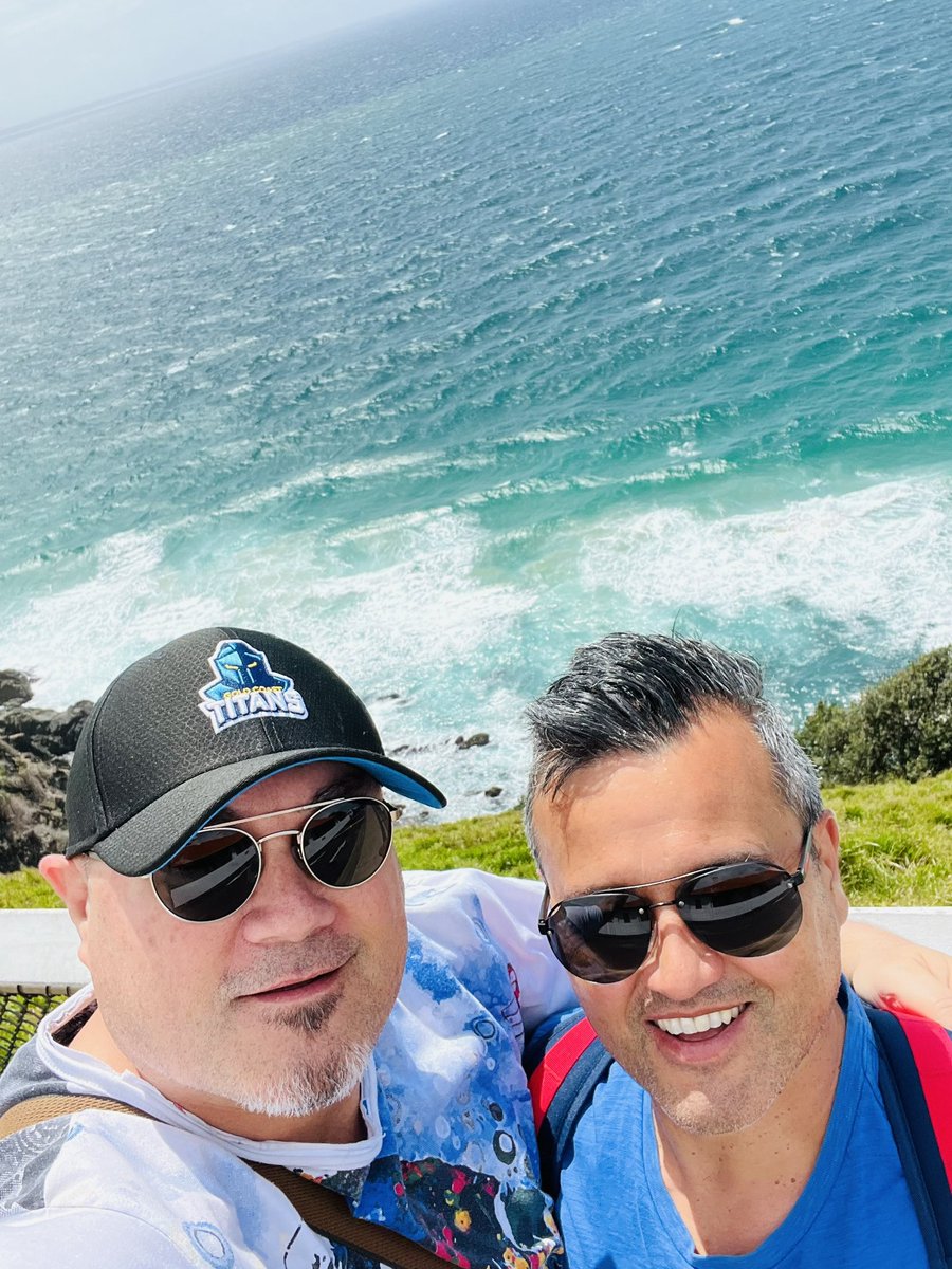 drmglaw9's tweet photo. Great day with the bro in Byron Bay. Whānau time is great for your well-being #RANZCPComp @RANZCP Mauri ora! https://t.co/fBW86PR3vJ