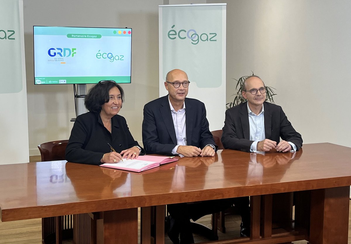 lpoirierdietz's tweet image. Je soutiens #Ecogaz, outil lancé par @GRTgaz @Teregacontact et l’@ademe pour gérer notre consommation de #gaz.
La #sobriete énergétique est l'affaire de tous et @GRDF est pleinement mobilisé pour prendre toute sa part dans cette démarche au côté des 60 signataires. #Energie