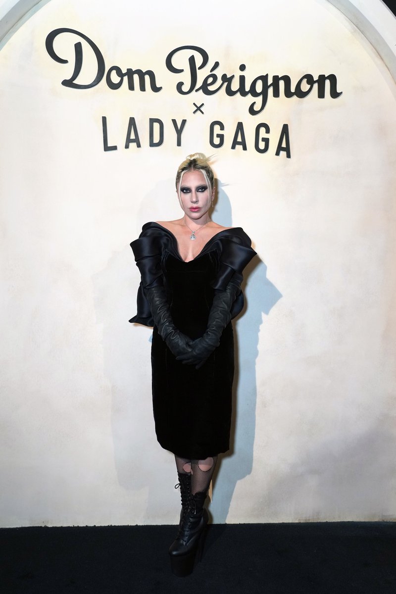 gagaimages tweet picture