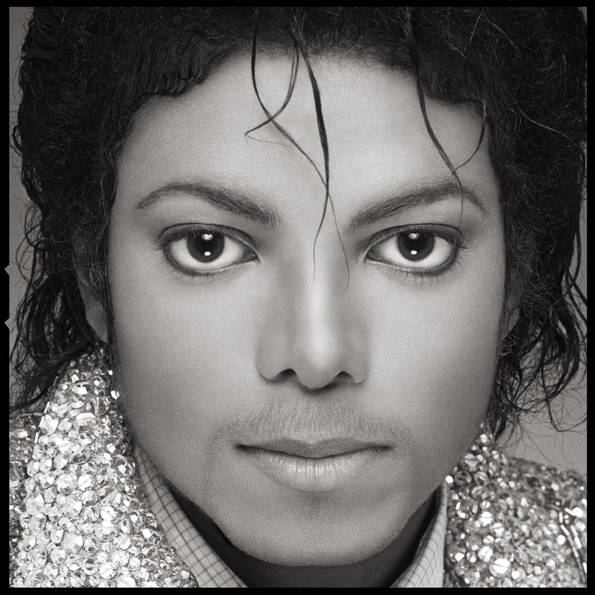 mkgenie's tweet photo. According to my sources, there will be multiple 4K short films by #MichaelJackson to be released on video streaming platforms (YES!!) in November. There will also be a Holloween playlist released on Spotify on Oct. 31. #Thriller40 https://t.co/wn2W2rug6G