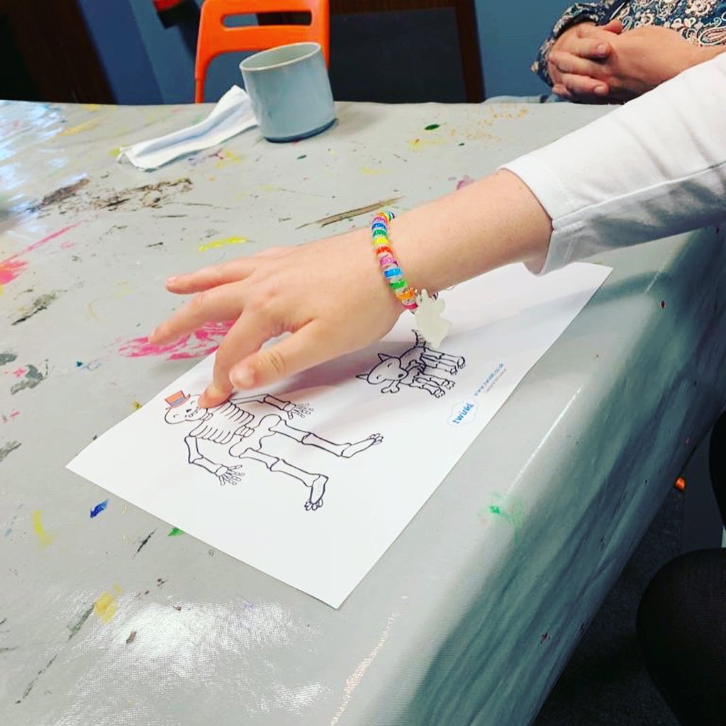 DcStudies's tweet photo. Macy has been getting into the Halloween spirit. All activities explored were based on an old classic ‘Funny Bones’. 

#halloween #learningforlife #skills #storytime https://t.co/7dCkKtBBRU