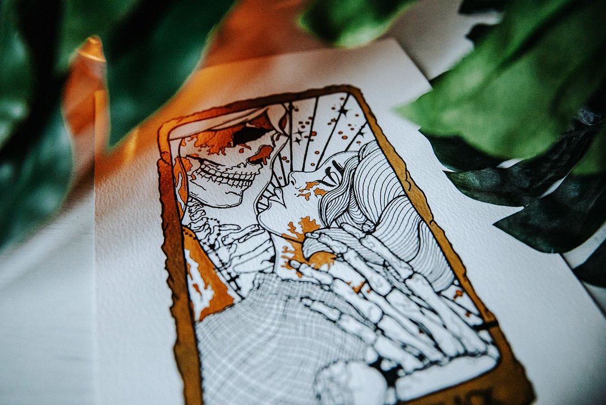 UltralifePins's tweet photo. Haven’t inked something in a minute. 

Hand drawn on 350-gram heavyweight textured paper, fine point ink linework and iridescent fine pigment gold detailing. 

You can find them here at 6PM UK/11PM US: https://t.co/UQIo4S07GO

Might make more soon, feel free to send requests! https://t.co/SFPLWDb7Pt